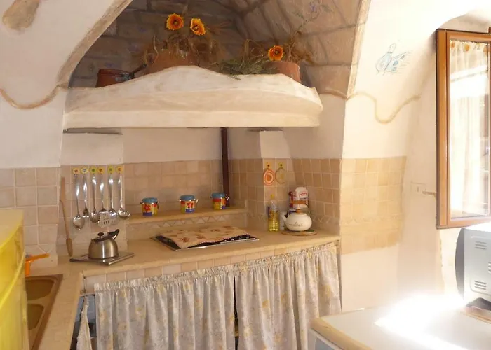 Casa Ele - A Cozy Sardinian House With Liquors * Sassari